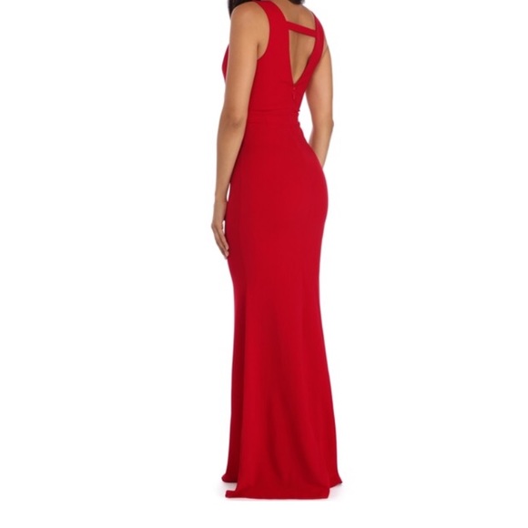 Red maxi dress - Picture 2 of 3